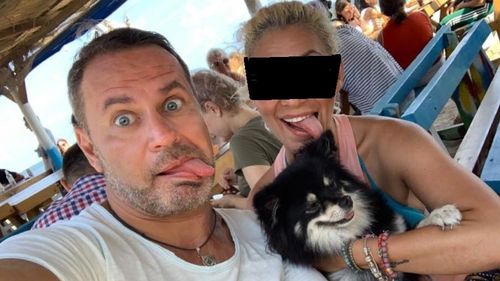 Ce postează judecătorul care a anulat sesizările de plagiat din doctoratul premierului Ciucă: jigniri, înjurături, aluzii politice / Postările au primit like-uri în serie de la ofițerul SRI care a catalogat Justiția drept ”câmp tactic”