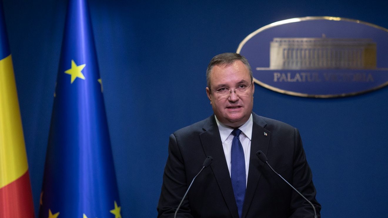 Ciucă, în mesajul de Crăciun: Generozitatea, solidaritatea şi empatia sunt adânc impregnate în gena poporului român