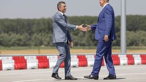 Sorin Grindeanu, întrebat dacă va fi viitorul şef al SRI: Nu mă interesează aşa ceva, exclus / vreau să rămân în continuare deputat de Timiş şi din 2024