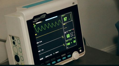 Când trebuie să mergem la doctor pentru probleme cardiace: Cele mai comune simptome, cauzele lor și tratamentele cele mai eficiente
