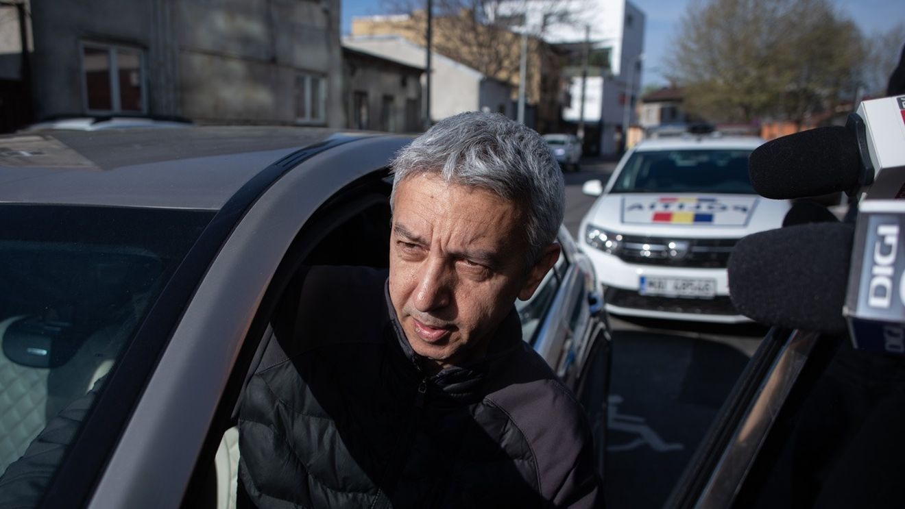 Dan Diaconescu rămâne sub control judiciar / Tribunalul a admis contestaţia procurorilor la decizia judecătoriei de a revoca măsura preventivă