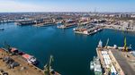 BREAKING Dronă marină găsită în Portul Constanța, în dana ARSVOM / Nu e cunoscută proveniența sau dacă avea încărcătură explozibilă / Posibil exercițiu al Armatei (surse)