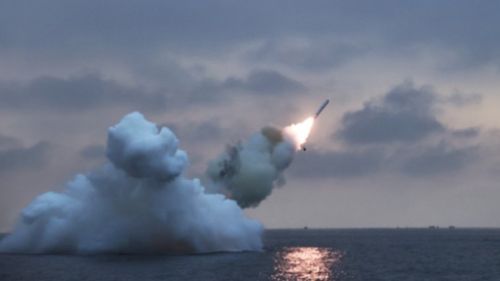 Mai multe regiuni din Yemen, inclusiv Sanaa, vizate de atacurile americane și britanice