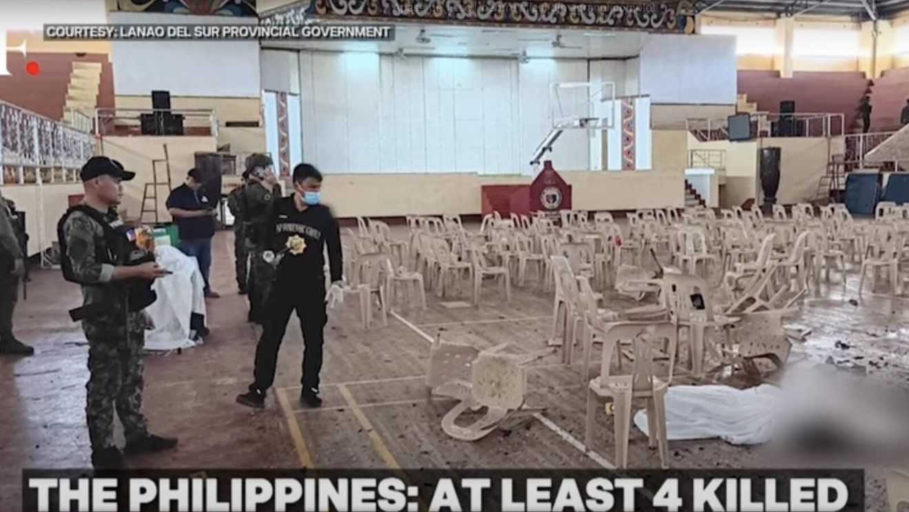 Gruparea teroristă Stat Islamic revendică atacul cu bombă din Filipine în urma căruia cel puțin patru persoane au murit și alte 50 au fost rănite