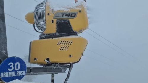 În Poiana Brașov a început să se producă zăpadă artificială / S-au înregistrat aici -6 grade Celsius