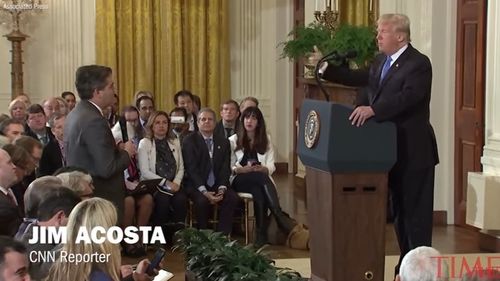 CNN dă în judecată Casa Alba după ce jurnalistului Jim Acosta i s-a retras accesul