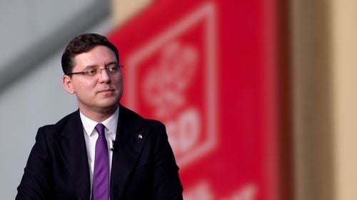 Europarlamentarul Victor Negrescu: Această decizie a fost luată pentru a diferenția Partidul Social Democrat de USR