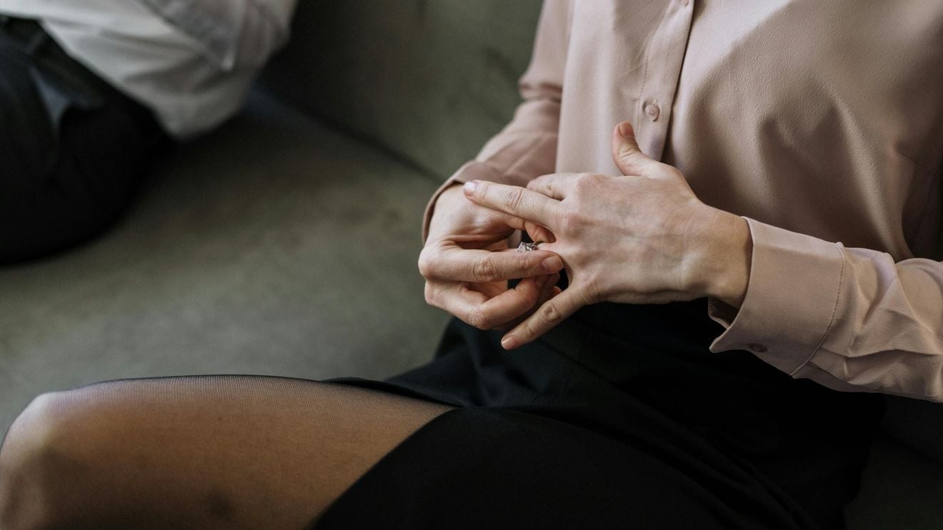 De ce tot mai multe femei aleg să plece din căsnicie la mijlocul vieții / Fenomenul „walkaway wives”