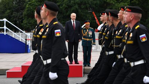 Vladimir Putin: Toți militarii ruși care au participat la „eliberarea” Mariupolului sunt „eroi”