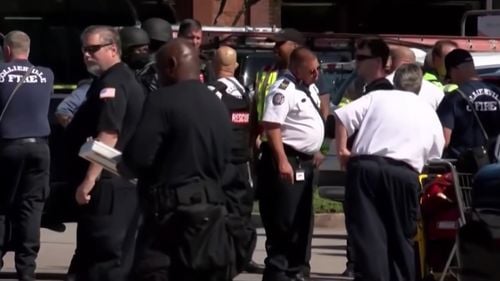 VIDEO Atac armat în Memphis, Tennessee (SUA) / Un individ a început să tragă într-un supermarket / A omorât o persoană și a rănit alte 12, apoi s-a sinucis