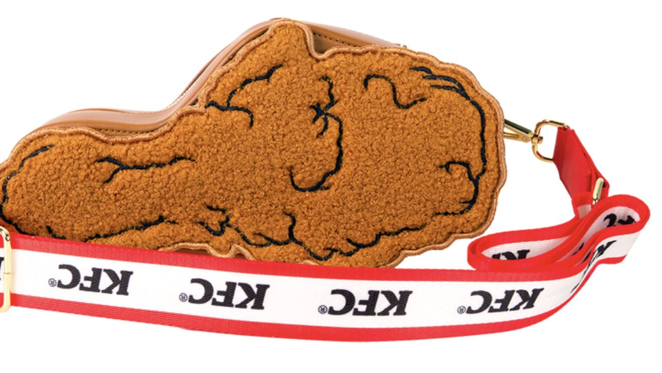 Brandul lifestyle Loungefly colaborează cu KFC pentru o colecție inedită de accesorii fashion