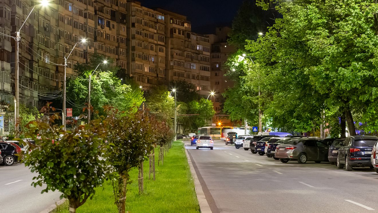 Galațiul va avea iluminat cu becuri LED pe mai mult de 50 străzi printr-un contract semnat cu Administrația Fondului pentru Mediu