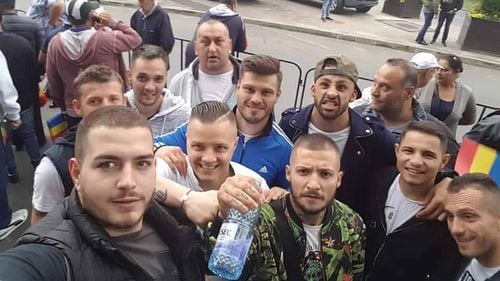 FOTO Protestul PSD de miercuri seară de la Cotroceni, eșec total: 100 de persoane au strigat ”Jos statul paralel”!