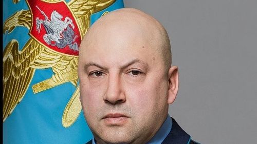 O istorie a brutalității: "Îl urau” - Un fost militar povestește perioada petrecută sub comanda generalului Surovikin , care conduce acum trupele rusești din Ucraina