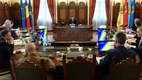 BREAKING | Președintele Nicușor Dan a convocat CSAT la ora 11.00, după ce o dronă rusească s-a prăbușit pe un bloc din Galați / România a solicitat aliaților să deplaseze capabilități antidrone suplimentare și a sesizat Consiliul de Securitate al ONU