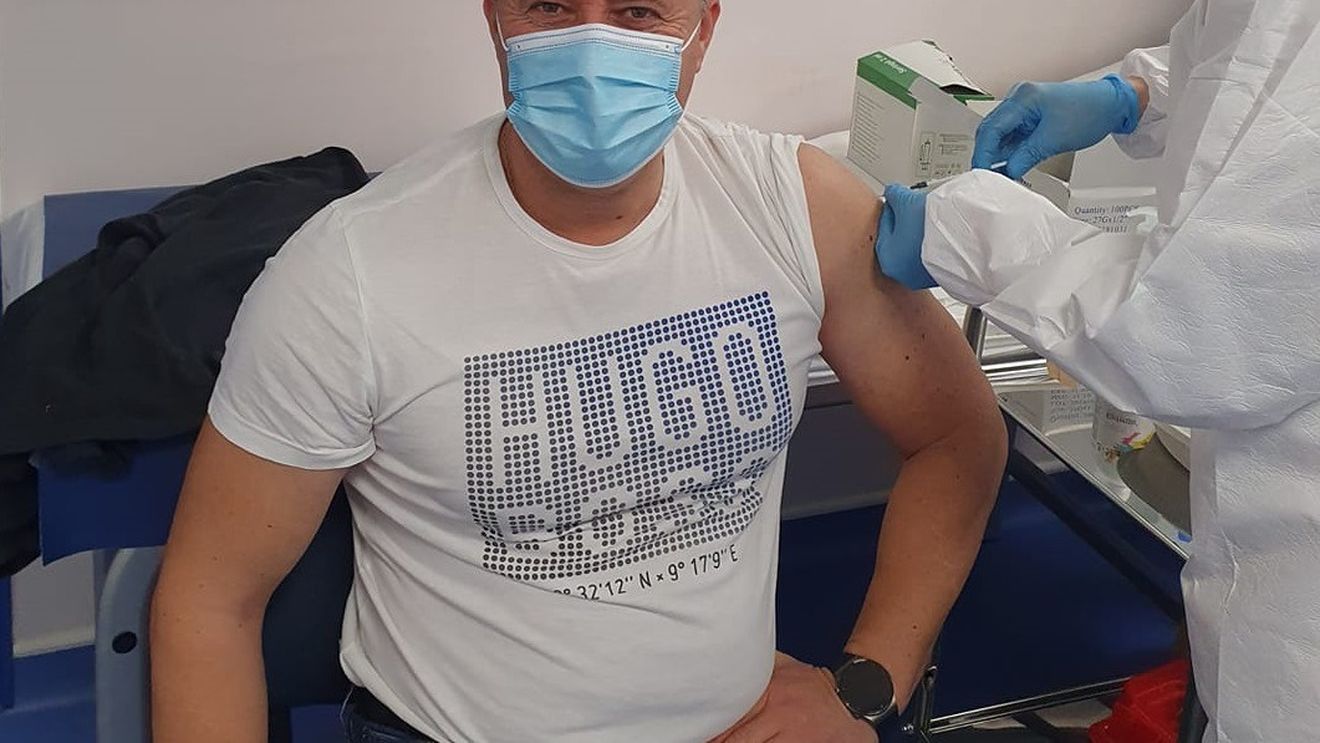 Primarul unei comune din județul Călărași s-a vaccinat anti-COVID peste rând