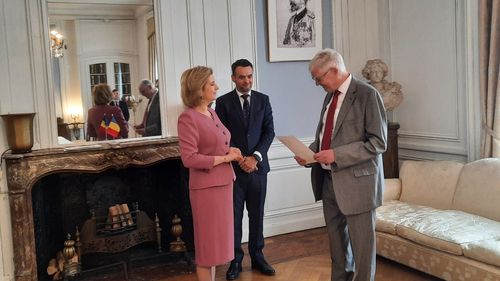 Istoricul britanic Dennis Deletant a primit cetățenia română: A călătorit prima data în țara noastră în 1965 / De ce poate fi considerat un adevărat patriot român