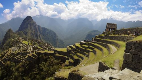 Circulaţia trenurilor spre citadela incaşă Machu Picchu a fost reluată