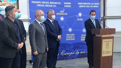 VIDEO EXCLUSIV Cum laudă premierul Orban un primar cooptat de la PSD: Ce se întâmplă în Turda este literalmente o revoluție / Cu câteva luni în urmă, același primar din Turda  îi întindea covorul roșu premierului Dăncilă
