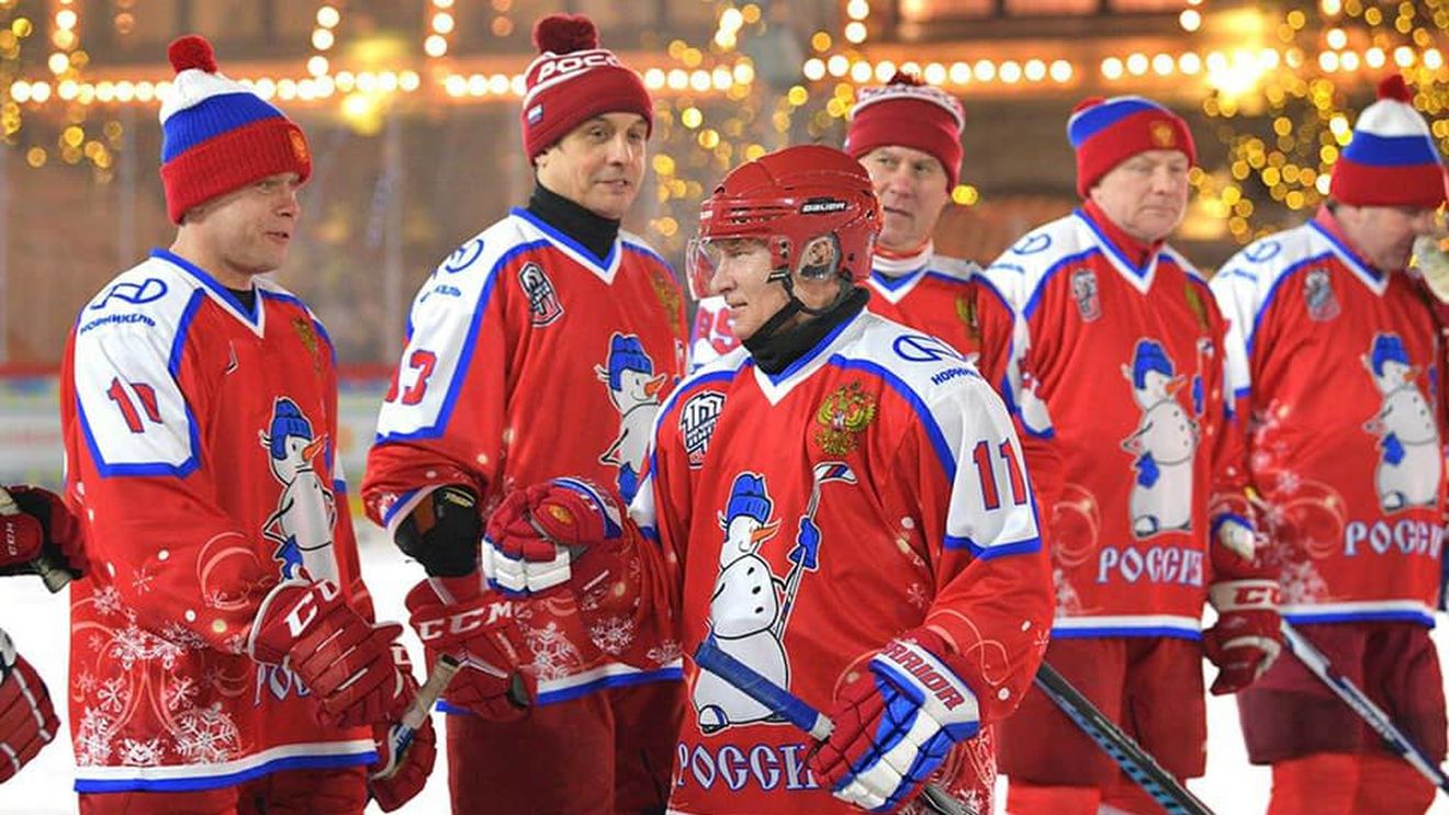 Președintele Rusiei vrea colecție individuală de îmbrăcăminte sportivă cu numele său: "Putin Team"