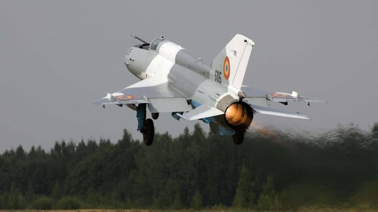 Ultimele zboruri ale avioanelor MiG-21 LanceR vor avea loc în 15 mai. Armata Română trece la F-16 / Mai multe accidente aviatice cu MiG-uri au avut loc în ultimii ani