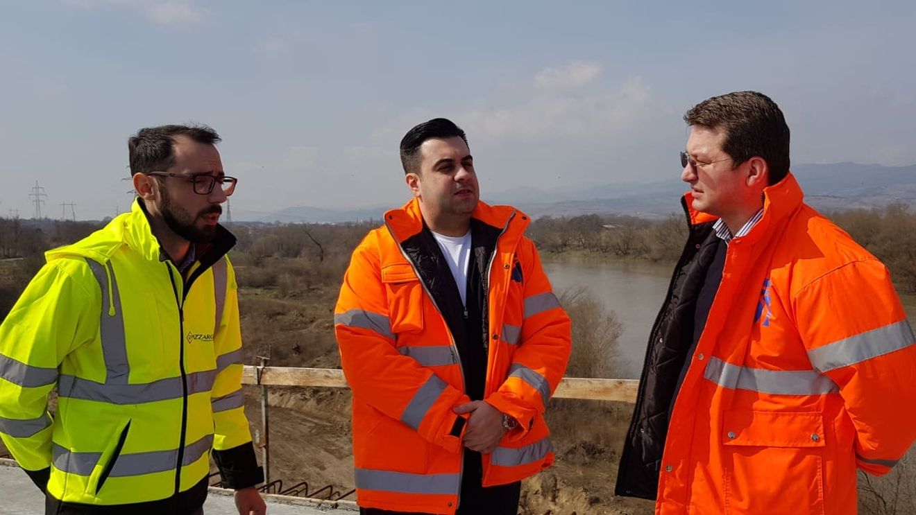Șeful PMP Iași, Petru Movilă, inițiatorul Legii Autostrăzii Unirii, a cerut audierea ministrului Cuc în Camera Deputaților