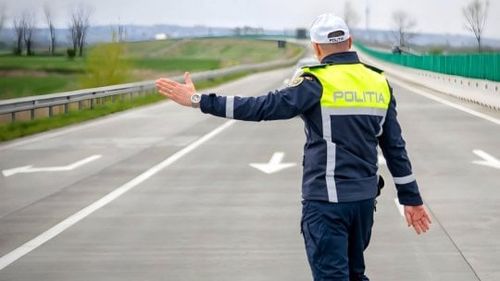 Şofer amendat cu 3.000 de lei, după ce a condus cu 227 km/h pe Autostrada București - Ploiești