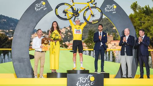 Câștigătorul Turului Franței, Tadej Pogacar, reacționează la acuzațiile de dopaj după dublul triumf Giro - LeTour