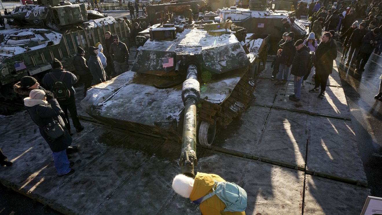 Tancul american Abrams în Ucraina nu a fost un experiment reușit – mai mult de jumătate au fost scoase din luptă / Unii experți au avertizat că vehiculul este nepotrivit pentru relieful ucrainean