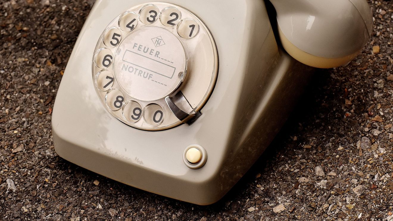 A fost dat ultimul apel pe telefonul fix tradiţional în Finlanda / Discuția telefonică a vizat viitorul tehnologiei mobile