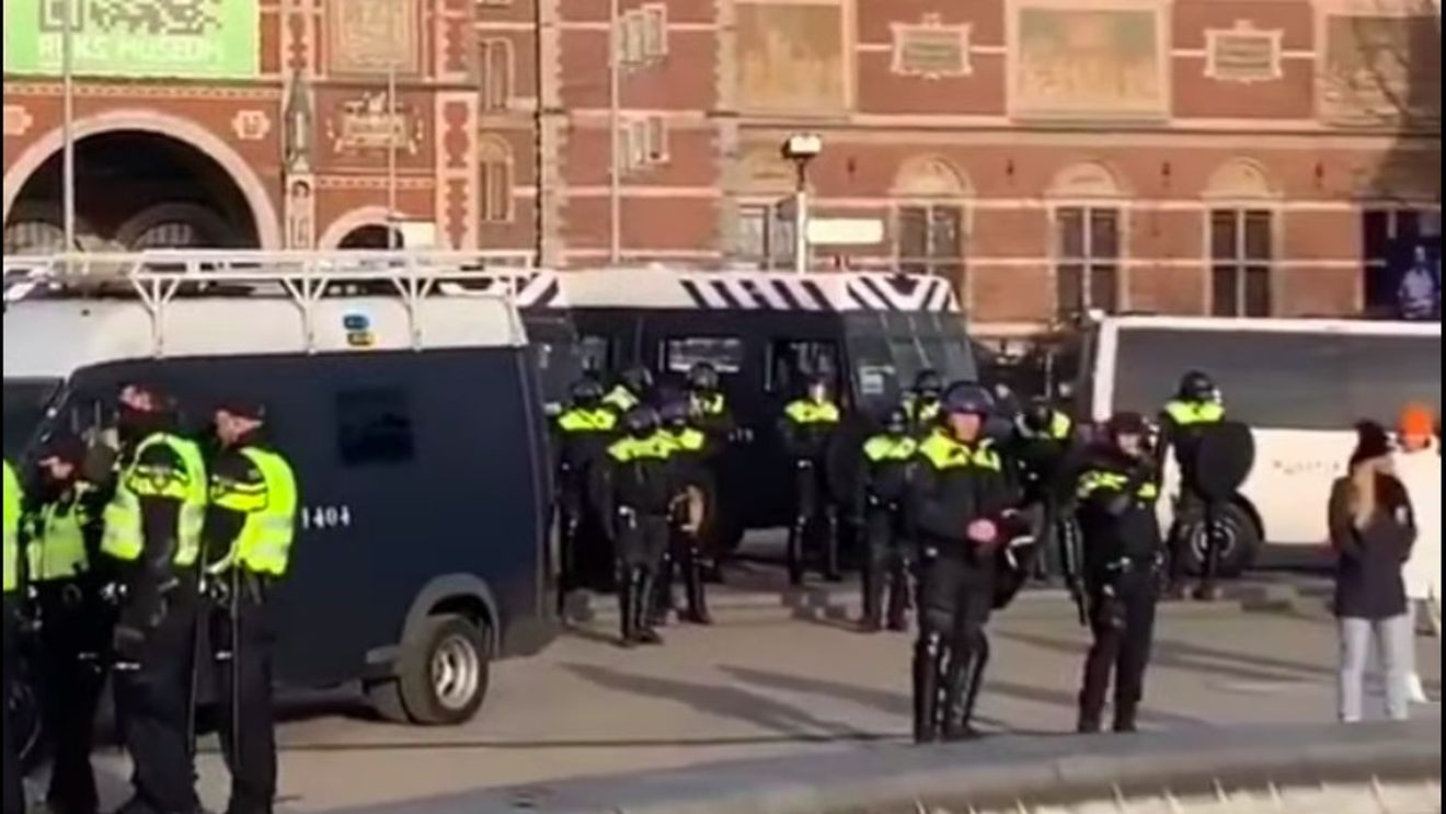 BREAKING Olanda impune un lockdown dur de Crăciun din cauza valului 5 al pandemiei. Regulile draconice intră imediat în vigoare