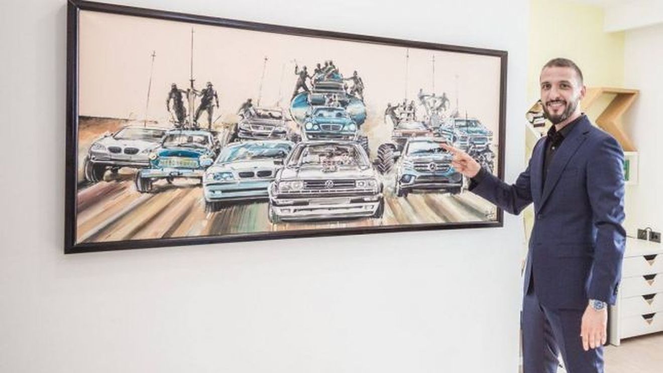 Adevărul: Ştefan Mandachi, după ce şi-a parcat Porsche-ul într-o intersecţie/ Că nu sunt adept al respectării regulilor nu-i o noutate/ Sunt un amendabil, nici pe departe un exemplu de urmat