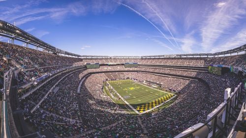 Donald Trump va asista la finala Cupei Mondiale a Cluburilor la fotbal / PSG şi Chelsea se întâlnesc în finala organizată în stil SuperBowl