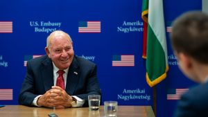 Ambasadorul SUA în Ungaria și-a anunțat demisia