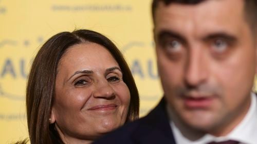 Partidul extremist AUR, fără candidat propriu la alegerile pentru Primăria București / Partidul condus de George Simion anunță oficial că o susține pe Anca Alexandrescu