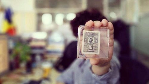 Bancnota românească intrată în Guiness Book pentru cea mai mică dimensiune din lume şi monede din epoca papală, la Festivalul Sighişoara Medievală