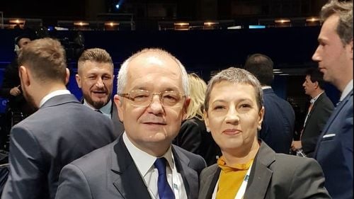 Vlad Voiculescu anunță că Violeta Vijulie nu va mai conduce Agenția Națională a Funcționarilor Publici. Vijulie a spus în urmă cu o zi că Nelu Tătaru trebuie să revină la Ministerul Sănătății