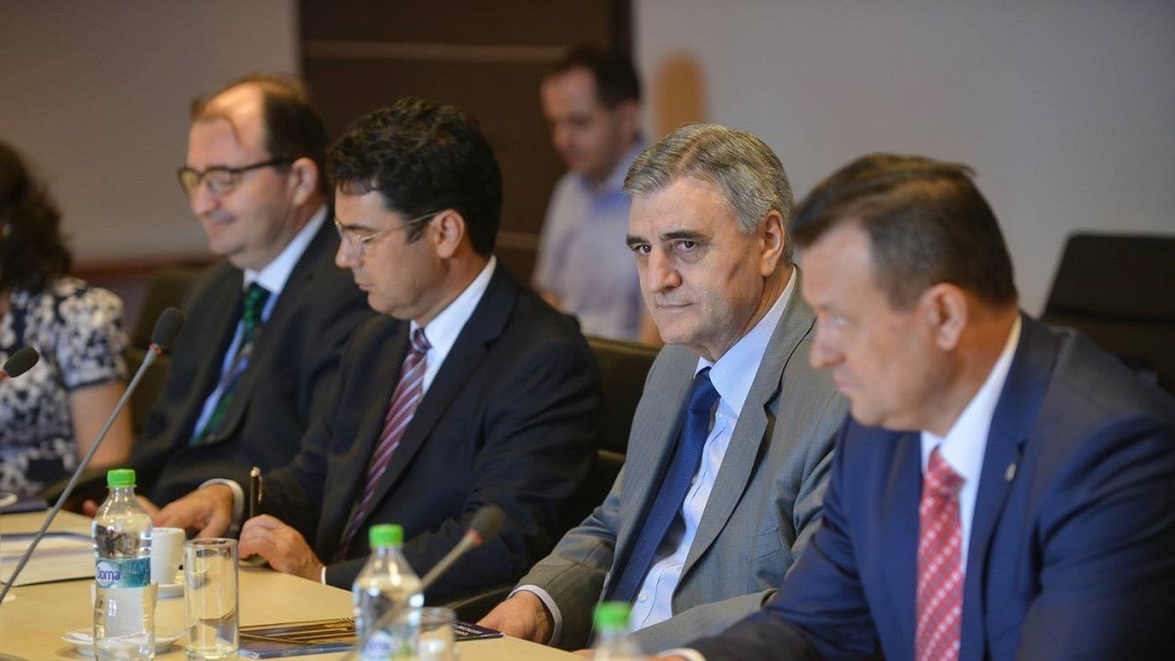 Ioanel Sinescu, șeful clinicii de transplant renal de la Fundeni, a avut COVID / Sinescu: Am avut o formă frustă. Sunt foarte bine