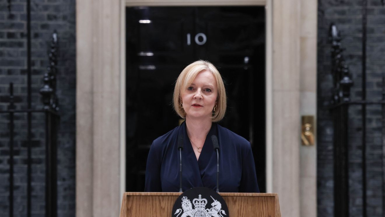 Marea Britanie: Liz Truss vrea să reformeze sistemul de vize din cauza penuriei de forță de muncă