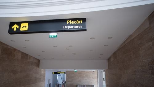 Transportul aerian de pasageri a crescut de trei ori în primul semestru din 2022 față de perioada similară din 2021/ Topul aeroporturilor din România