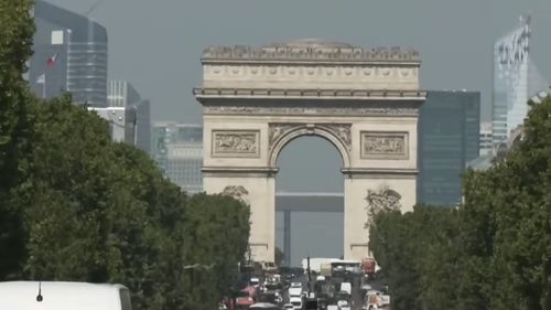 Mai multe drumuri naționale din Franța au fost închise din cauza valului de caniculă care topește asfaltul