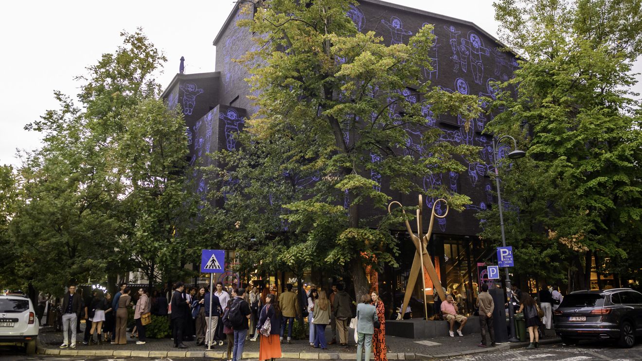 MARe/Muzeul de Artă Recentă anunță numirea lui Gregory Lang în funcția de Director Artistic, începând cu luna ianuarie 2026, marcând un nou capitol în viziunea și dezvoltarea artistică a instituție (Parteneriat)
