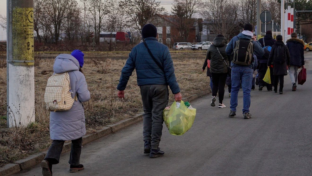 Peste 1.300 de refugiaţi au intrat în ultimele 24 de ore în România prin punctele de trecere a frontierei din Botoşani