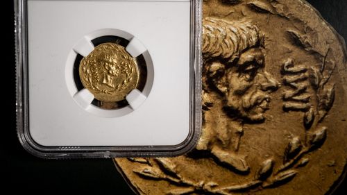 O monedă romană din aur, foarte rară şi cu efigia lui Brutus, scoasă la licitaţie la Geneva