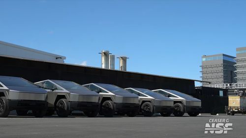 VIDEO SpaceX și xAI cumpără camionete Cybertruck nevândute / Sute de modele au fost livrate companiilor lui Elon Musk