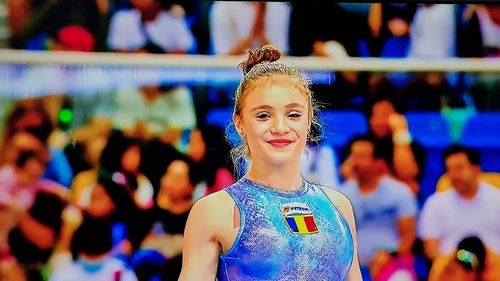 VIDEO Două medalii de aur pentru Sabrina Maneca Voinea la Cupa Mondială de Gimnastică Artistică