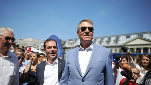 Băsescu: Înțeleg că e nevoie de anticipate, dar nu cu același prost. La cum îl umilește Iohannis pe Orban, nu o să-l numească premier pe termen lung, doar îl desconsideră/ Orban nu și-a dat seama în ce capcană l-a tras președintele, va pierde tot