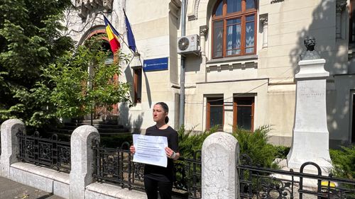 Ziua a patra de greva foamei la Ministerul Educației pentru mama unei eleve de la Colegiul Brukental din Sibiu: Sunt părinte, sunt parte a procesului educațional, și am semnalat o încălcare gravă a legii — totuși, nu sunt ascultată