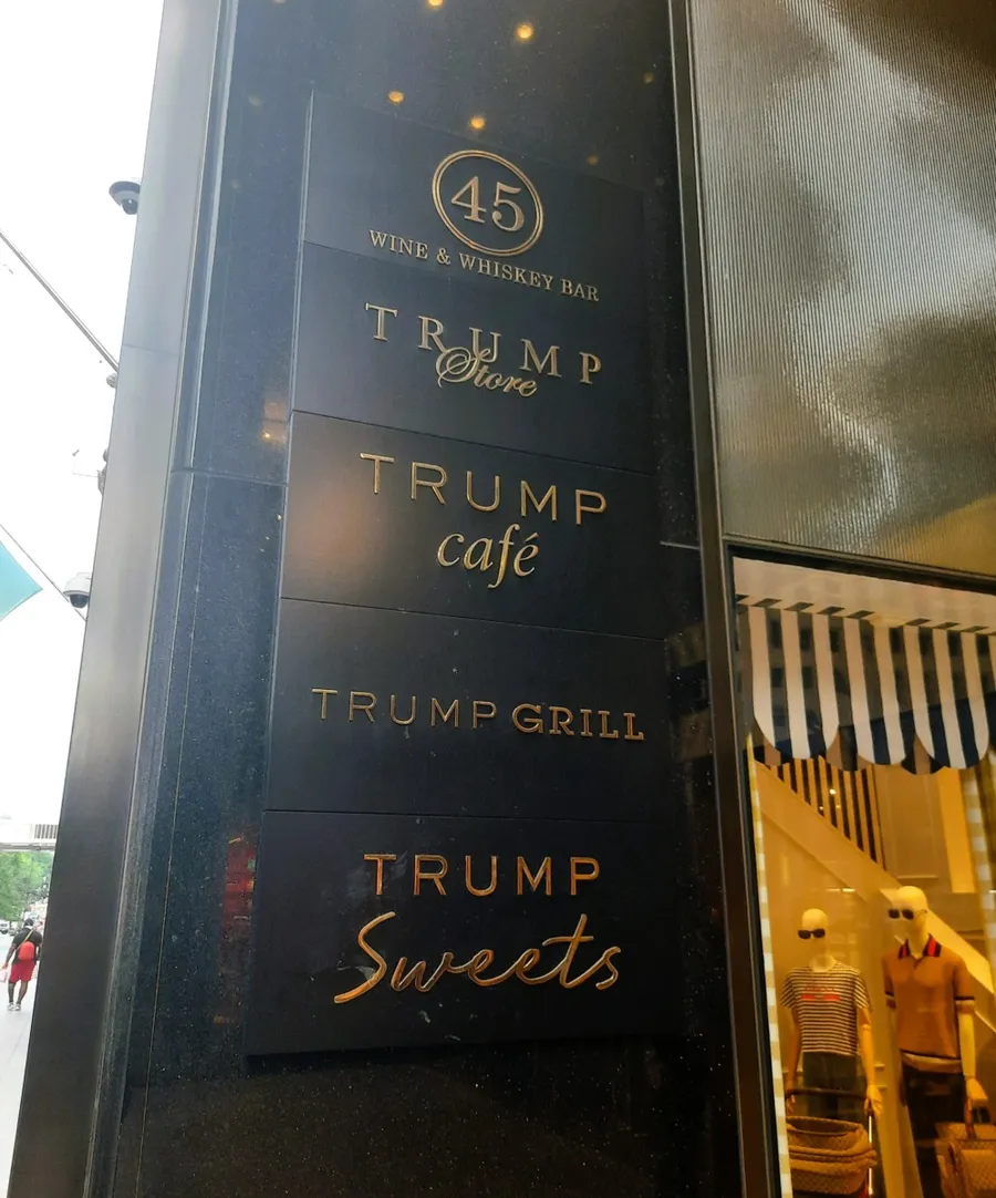 restaurant Trump