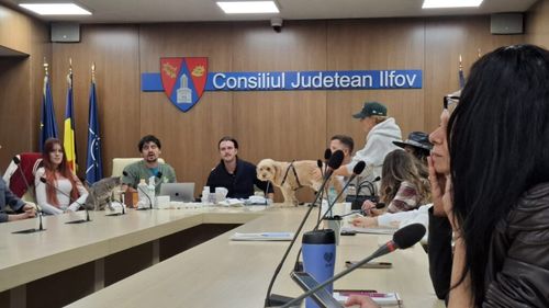 Așa salvezi o viață: Lecțiile esențiale din cursul de prim ajutor pentru animale / Hilde Tudora: ”Este un domeniu extrem de important și trebuie să avem oameni competenți” (VIDEO & FOTO)